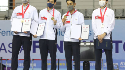 '어펜저스', 아시아선수권 단체전 결승서 일본 꺾고 금메달