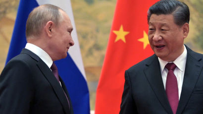 시진핑, 푸틴과 통화…"우크라 사태 해결위한 역할 할 것"