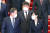 지난 2020년 문재인 전 대통령이 당시 조현옥 (오른쪽) 주 독일대사 등에게 신임장을 수여한 뒤 환담장으로 이동하는 모습. 청와대사진기자단