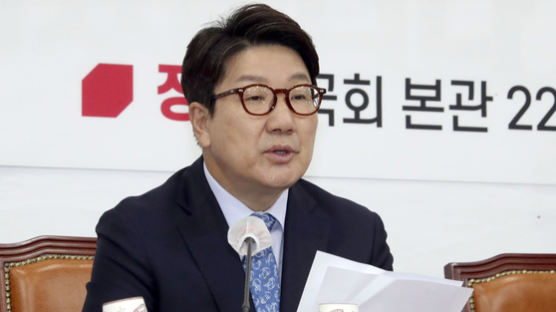 권성동 "월북 아니란 증거 가져오라? 민주 마녀사냥식 궤변"