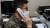 북한이 지난해 8월 10일 한미연합훈련에 반발하며 일방적으로 단절했던 남북통신연락선이 복원된 10월 4일 군 관계자가 남북 군 통신선 시험통화를 하는 모습. 국방부 제공, 연합뉴스 