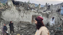 "흙으로 된 집이 피해 키웠다"...경제난에 강진 덮친 아프간의 비극