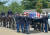 고 윌리엄 웨버 미 예비역 대령의 운구 행렬이 22일(현지시간) 버지니아주 알링턴 국립묘지에서 의장대 인도로 안장식장으로 향할 채비를 하고 있다. [연합뉴스]