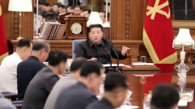 김정은, 비서국 확대회의 열어…“당중앙위 기구개편 논의”