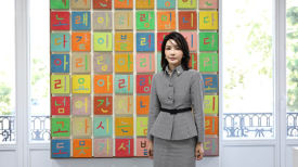 스페인 한국문화원 간 김건희 여사, K-패션 전시회 보고 한 말
