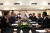 윤석열 대통령과 마르크 뤼터 네덜란드 총리가 29일(현지시간) 스페인 마드리드 시내 호텔에서 한-네덜란드 정상회담을 하고 있다. 마드리드=대통령실 사진기자단