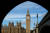 흔히 빅벤으로 알려진 영국의 국회의사당 엘리자베스 타워는 영국 런던에서 볼 수 있다. 로이터=연합뉴스