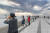 김포 애기봉 평화생태공원의 조강전망대. 한강하구는 물론 북녘 땅까지 가까이 바라볼 수 있다. 사진 경기관광공사