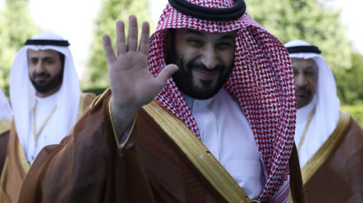 인권보다 기름…바이든, 왕따시킨다던 사우디 왕세자 만난다