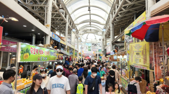 '보복 피서' 성지, 동해안…내비·카드 빅데이터가 찍은 '원픽' [e즐펀한 토크] 