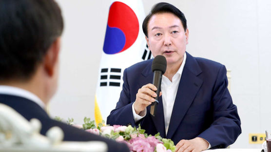 [속보] 尹대통령, 조만간 주한日대사관측 분향소 조문 예정