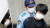  아베 신조 전 일본 총리에게 총을 쏴 숨지게 한 야마가미 데쓰야가 10일 오전 일본 나라 서부경찰서에서 검찰로 송치되며 모습을 드러내고 있다. AP=연합뉴스