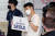 손흥민은 인천공항에 깜짝 마중 나가 ‘WELCOME TO SEOUL(서울에 온 걸 환영한다)’이라고 적힌 피켓을 들고 동료들을 반겼다. [연합뉴스]