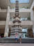 국립중앙박물관 1층에 전시 중인 국보 제86호 경천사 십층석탑 앞에 선 이유은(오른쪽) 학생기자.