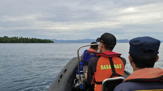인도네시아서 악천후로 77명 탑승 여객선 침몰…13명 실종