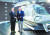 현대차그룹이 18일(현지시간) 영국에서 열린 판버러 에어쇼에서 영국 롤스로이스와 미래항공모빌리티(AAM) 관련 업무 협약을 맺었다. 전기 수직 이착륙 항공기(eVTOL) 기체의 내장 콘셉트 모델 앞에 선 정의선 회장(오른쪽)과 워렌 이스트 롤스로이스 최고경영자. [사진 현대차그룹]