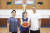 김소니아(가운데)는 새 시즌 우리은행을 떠나 신한은행에서 농구인생 새로운 챕터를 연다. 남편 이승준(오른쪽)과 구나단(왼쪽) 신한은행 감독은 든든한 지원군이다. 경주=박린 기자