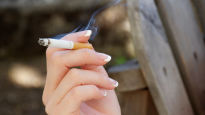 출시 5년 만에 점유율 15%…뜨거워지는 ‘전자담배’ 3파전