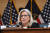 리즈 체니 미국 하원의원이 지난 12일 '1·6 사태' 진상조사를 위한 청문회 개회를 선포하고 있다. [AFP=연합뉴스]