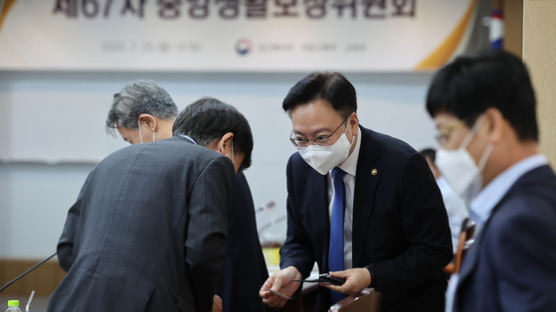 기준 중위소득 결정 연기…“고물가 등으로 인상률 이견”