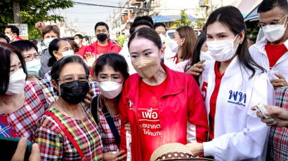 3명째 총리 노리는 탁신 가문…이번엔 36세 막내딸이 도전 [후후월드] 