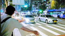 밤 12시 응답없는 택시콜…서울택시 절반, 경기도 가 있다