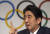 아베 신조 전 일본 총리가 2013년 아르헨티나에서 열린 국제올림픽위원회 총회에서 발언을 하고 있다. 이 총회에서 2020년 여름올림픽 개최지가 도쿄로 결정됐다. [AP=연합뉴스] 