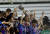 동아시안컵 우승 트로피를 들어올리며 환호하는 일본 대표팀 선수들. [로이터=연합뉴스]