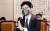 28일 국회 법사위 전체회의에 출석한 한동훈 법무부장관이 법사위 의원의 질의에 답변하고 있다. 김상선 기자