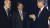1997년 서프(왼쪽) 박사가 빌 클린턴 당시 미국 대통령으로부터 기술 매달을 받는 모습. [사진 구글]