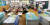 새학기를 맞은 지난 3월 2일 오전 경기도 수원시 팔달구 매여울 초등학교 1학년 교실에서 입학식이 진행되고 있다. 뉴시스