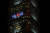 2일 대만의 랜드마크인 타이베이 101 빌딩에 낸시 펠로시 미국 하원의장의 방문을 환영하는 문구 중 하나인 'TW 하트 US(대만 하트 미국)'가 표시되고 있다. 로이터=연합뉴스