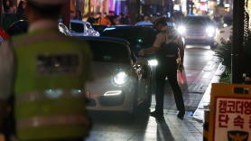택시기사 집요한 추적 빛났다…경찰차 들이받고 튄 70대 덜미