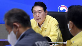 취임후 첫 국민에 사과한 尹…폭우 피해에 "무한책임질 것"