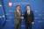 김준 SK이노베이션 부회장(왼쪽)과 발데마르 부다 폴란드 경제개발기술부 장관이 9일(현지시간) 폴란드 바르샤바 경제개발기술부에서 면담 이후 기념사진을 촬영하고 있다. 사진 SK이노베이션