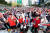 러시아월드컵 한국과 스웨덴전이 열린 2018년 6월18일 서울 강남구 코엑스앞 영동대로 팬파크에서 시민등리 거리 응원을 펼쳤다. 뉴스1
