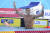 다비드 포포비치가 14일(한국시간) 2022 유럽수영선수권 남자 자유형 100ｍ 결승에서 46초86으로 우승해 13년 만에 세계신기록을 갈아치운 뒤 기록을 확인하며 기뻐하고 있다. AP=연합뉴스 