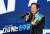 이재명 더불어민주당 당대표 후보가 21일 광주 서구 김대중컨벤션센터에서 열린 광주 합동연설회에서 지지를 호소하고 있다. 뉴스1