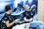 메르세데스-EQ 포뮬러 E 팀 소속인 스토펠 반도른 드라이버(오른쪽)와 닉 드 브리스 드라이버가 대화를 나누고 있다. [사진 메르세데스-벤츠]