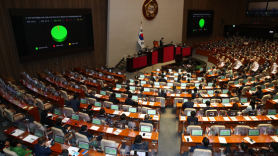 [사설] 미국의 한국산 전기차 차별, 외교 총력전으로 풀자