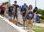 3일(현지시간) 미국 플로리다주 케네디 우주센터에서 예정된 아르테미스 1호의 발사가 연기되자 현장을 떠나는 사람들의 모습. AP=연합뉴스 