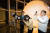 롯데월드 서울스카이의 풀문투어. 120층의 야외 공간 ‘스카이테라스’에서 한가위 보름달을 관측하고, 별자리에 대한 설명을 듣는 프로그램이다. 사진 롯데월드
