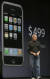 2007년 고(故) 스티브 잡스가 최초의 아이폰을 선보이고 있다. AFP=연합뉴스