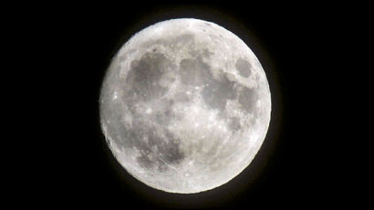 오늘 100년 만에 '가장 둥근 보름달' 뜬다…이때가 하이라이트