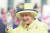 지난 2015년 6월 26일 독일 베를린에서 찍힌 엘리자베스 2세 영국 여왕. AFP=연합뉴스