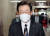 이재명 더불어민주당 대표가 지난 6일 오후 서울 여의도 국회에서 당대표실로 이동하며 취재진의 질문을 받고 있다. 김경록 기자