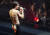 모네스킨의 다미아노가 지난달 28일 MTV 어워드에서 공연하는 모습. AP=연합뉴스