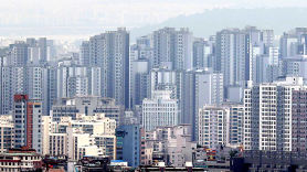 서울 아파트 평균 매매가 3년4개월만 하락…12억7000만원