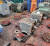 12일 경북 포항 포스코 포항제철소 내부에서 침수된 전자설비를 분해해 진흙을 닦아내고 재조립하는 모습. 사진 독자제공