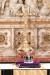 세인트 조지 교회에서 열린 엘리자베스 2세 여왕을 위한 예배중 여왕의 왕관이 관에서 내려져 제단위에 놓여 있다. AP=연합뉴스